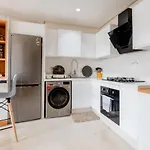 Prestige Ghandi - Studio Luxueux & Cosy Avec Terrasse Amenagee